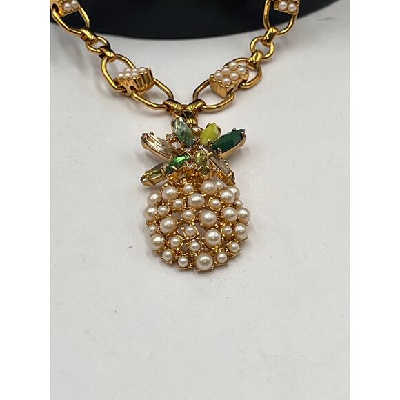 Ann Taylor Pearl Cluster Pineapple Green Rhinestone Gold Tone Long Necklace New - Picture 5 of 9